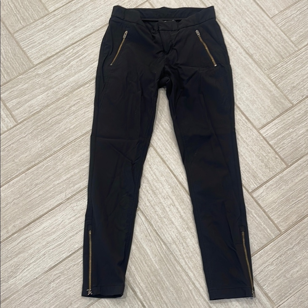 Athleta Trekkie pants